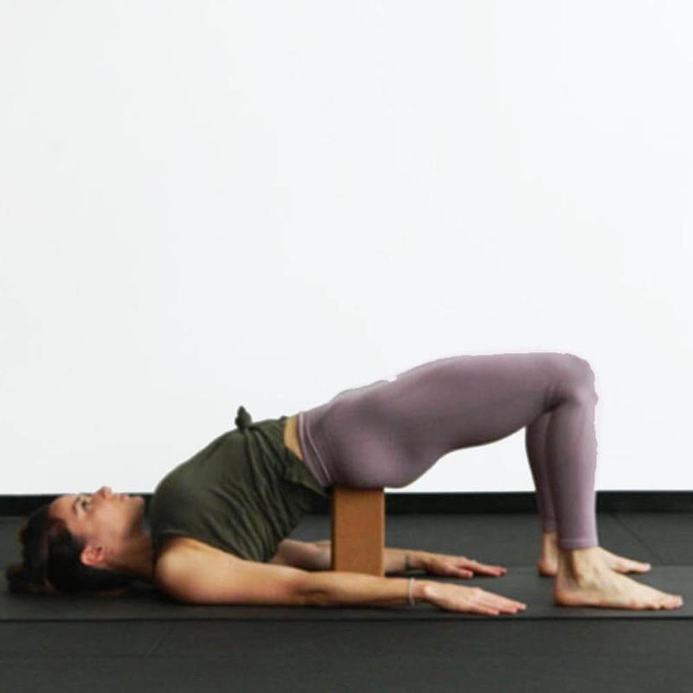 - Bloc de yoga en liège aggloméré 7,5x15x23 cm bords arrondis Colibri gravé - Accessoires de yoga, vêtements et tapis de yoga au naturel