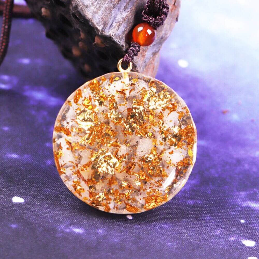 - Collier pendentif Dôme orgonite anti onde 7 chakras Sriyantra - Accessoires de yoga, vêtements et tapis de yoga au naturel
