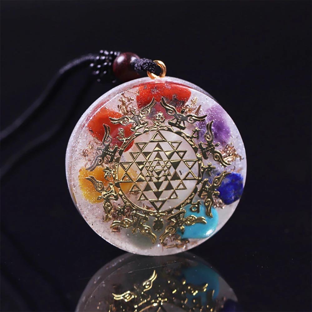 - Collier pendentif orgonite méditation anti onde Sriyantra 7 chakras - Accessoires de yoga, vêtements et tapis de yoga au naturel
