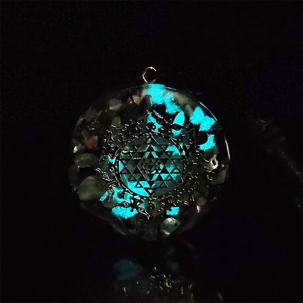 - Collier pendentif orgonite méditation anti onde sriyantra - Accessoires de yoga, vêtements et tapis de yoga au naturel