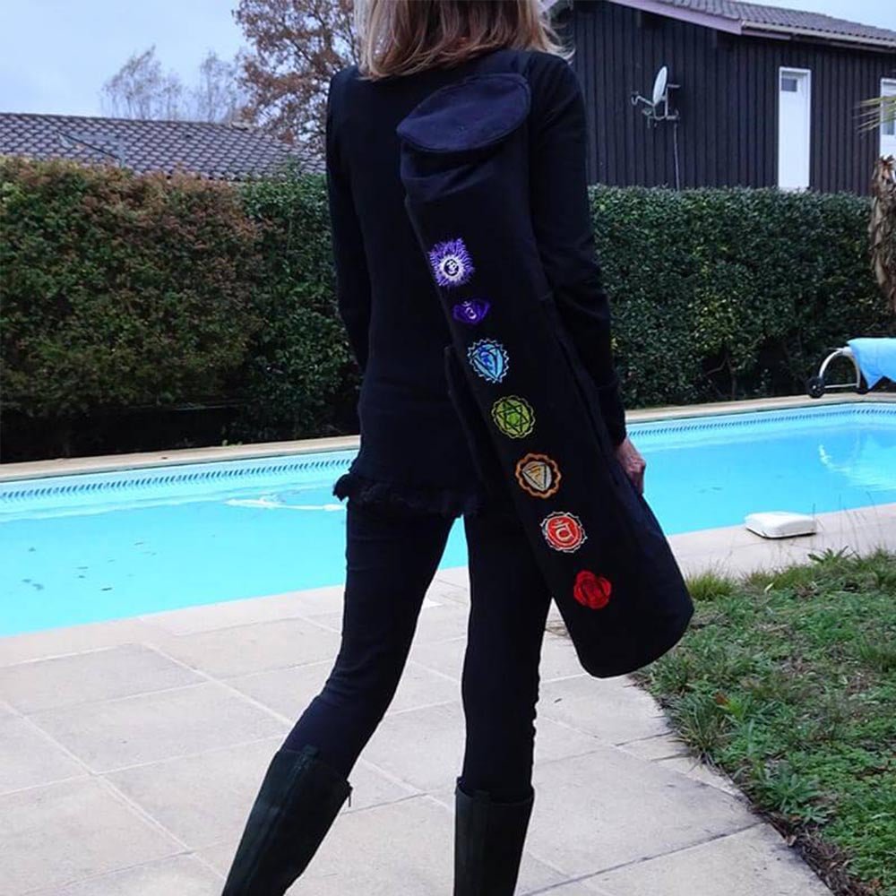 - Sac tapis de yoga, Pilates, fitness canevas de coton- Sept chakras brodés 78x18cm - Accessoires de yoga, vêtements et tapis de yoga au naturel