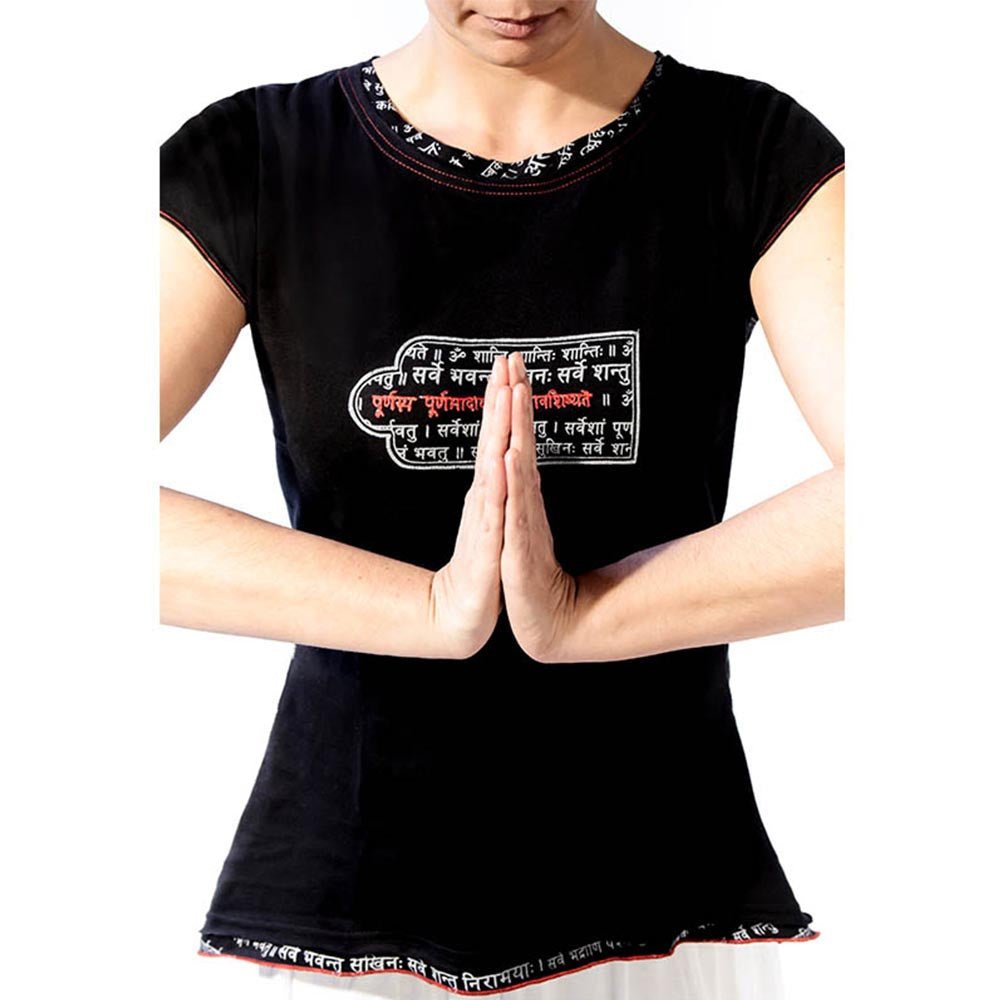 Taille unique XS à M - T-shirt de yoga femme coton biologique - Tryambakam mantra imprimé et brodé - Accessoires de yoga, vêtements et tapis de yoga au naturel
